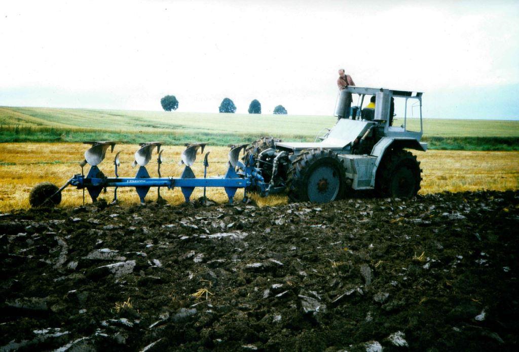 1983: Tracteur universel TS 210 prototype